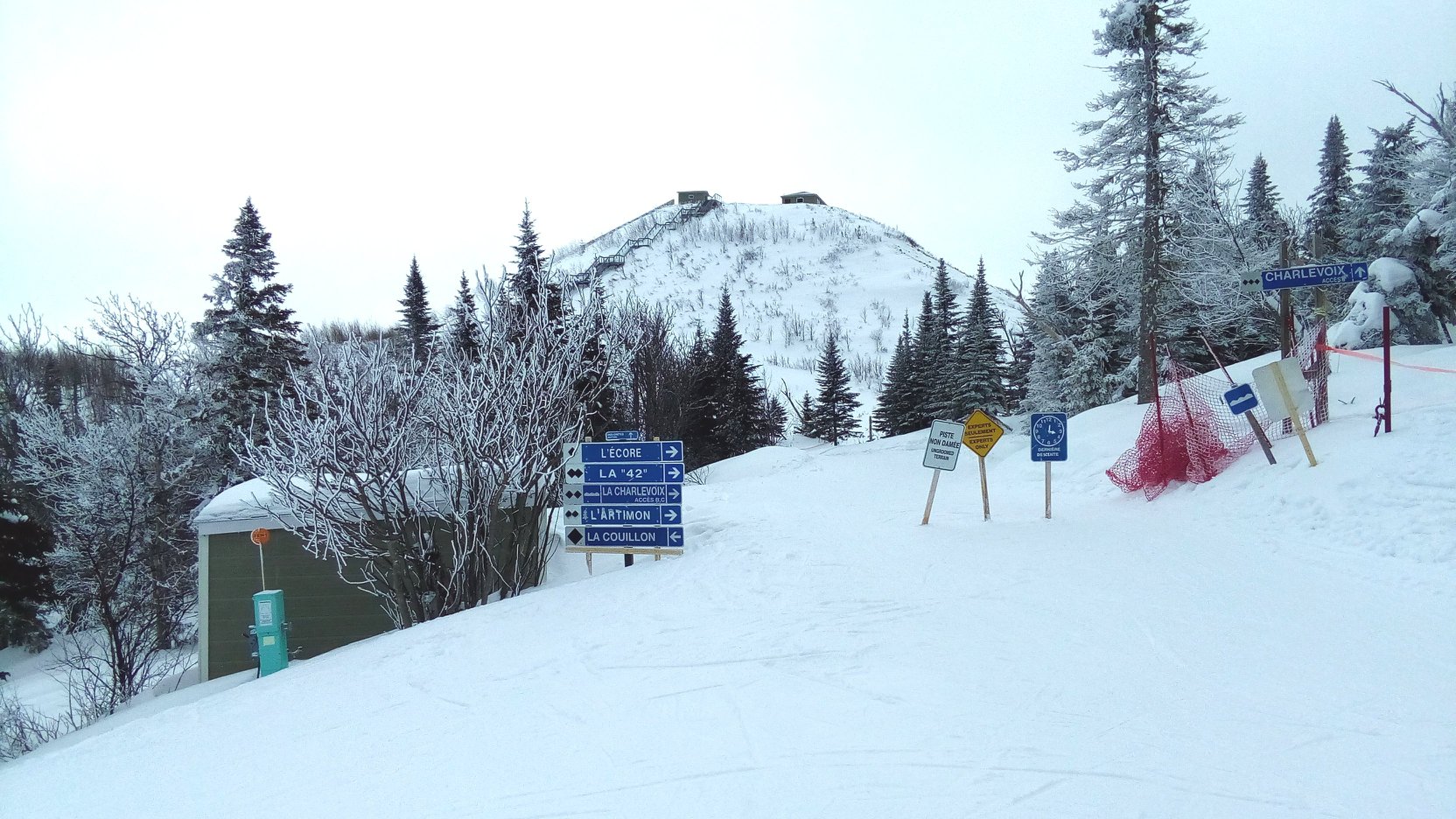 Le Massif Charlevoix - Le domaine reprend vie après la tempête (12 mars)