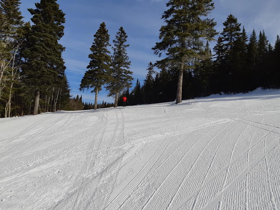 Mont Grand Fonds - Aujourd'hui on ski sur de belles conditions