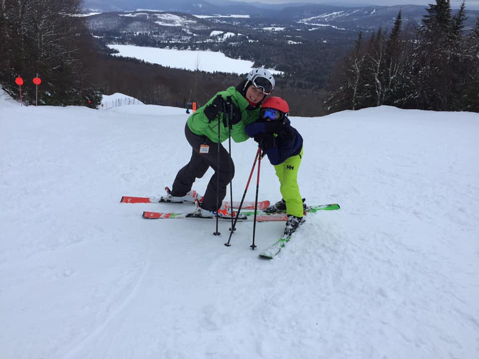 Ski La Réserve - De très bonnes conditions et très peu d'attente Ski La Réserve - De très bonnes conditions et très peu d'attente