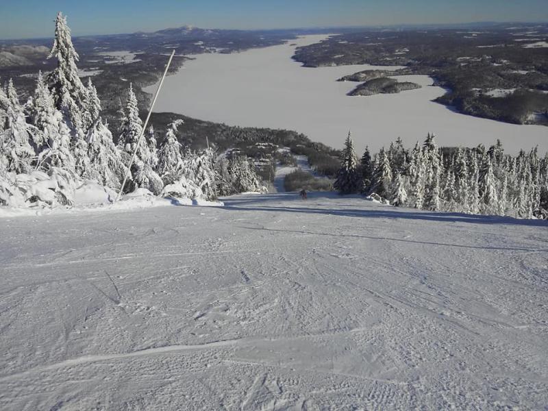 Mont Owl's Head - De bonnes conditions de glisse, damé très durable
