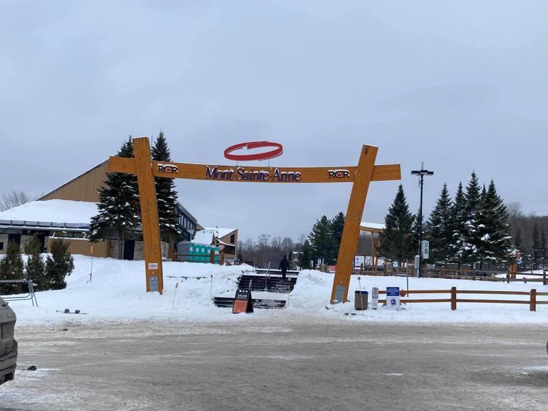 4 janvier Mont Sainte Anne - Soleil au sommet et au versant nord