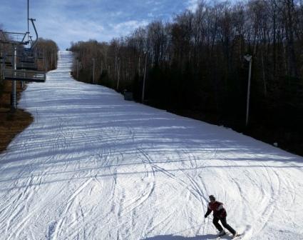 Mont Olympia, en attendant la neige les équipes des opérations se préparent