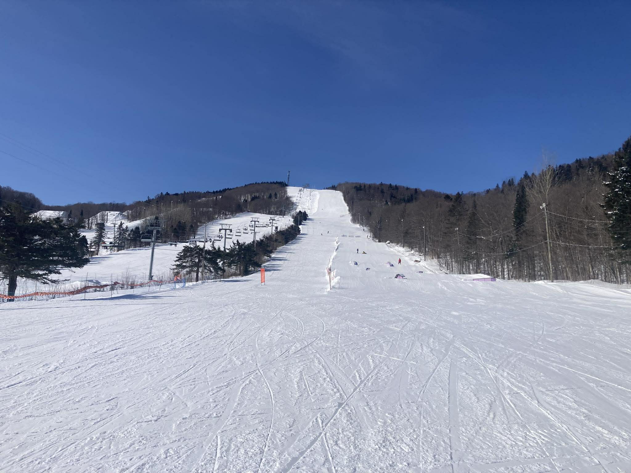 Station Touristique Stoneham - Une couverture de neige parfaite